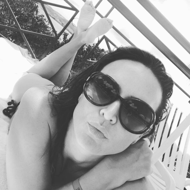 maurren maggi feet 5