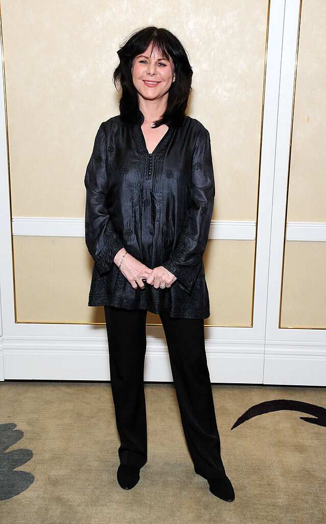 mavis leno feet 2