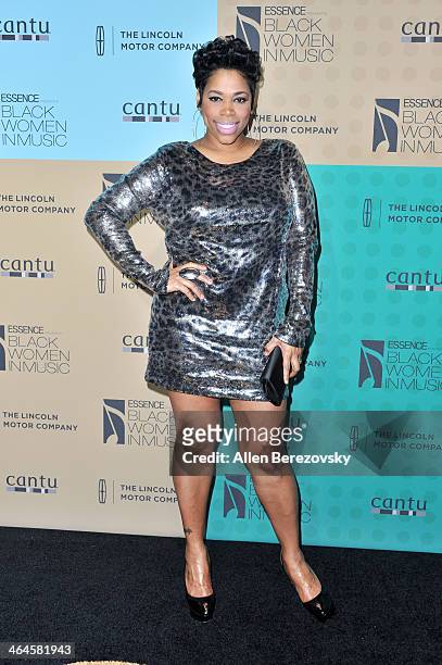 maxee maxwell feet 5