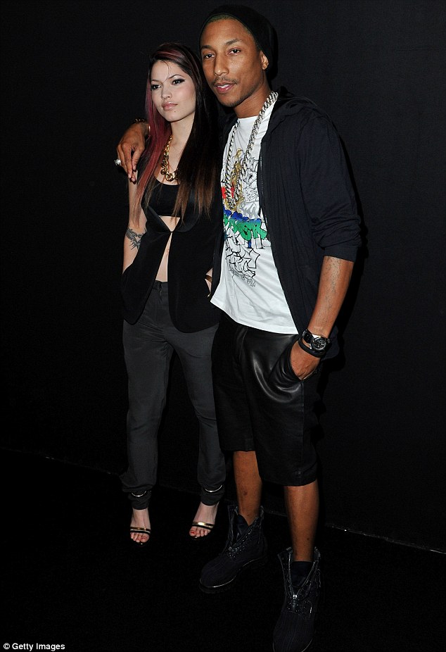 maxine ashley feet 3