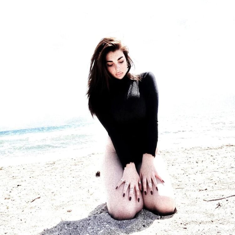 maya anna utrugashvili feet