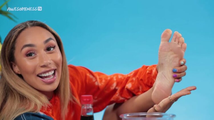 maya gutowski feet 2