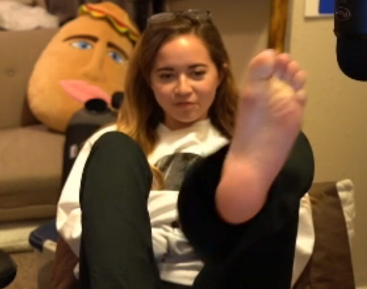 maya higa feet