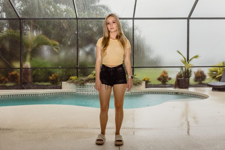 maya kowalski feet 1