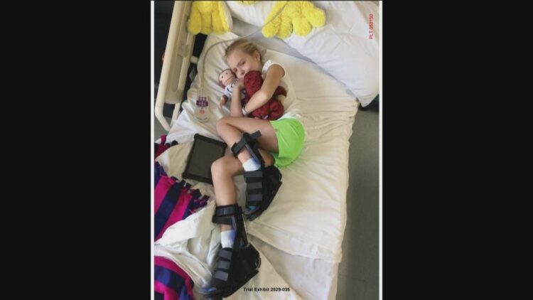 maya kowalski feet 5