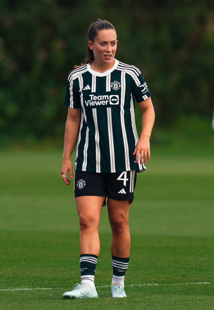 maya le tissier feet 6