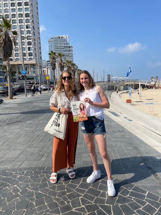 maya leinenbach feet 4