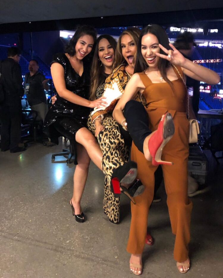 mayeli alonso feet 5