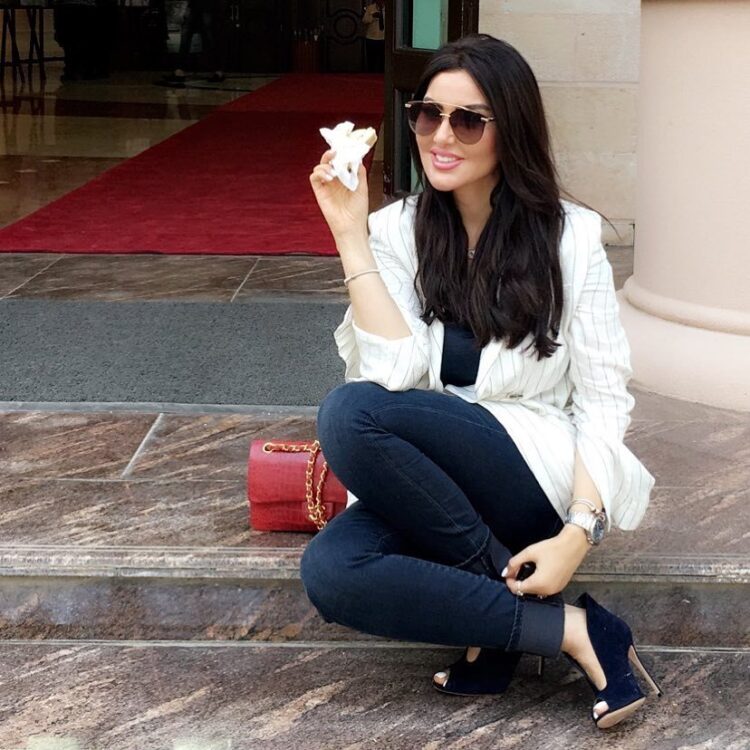 mayssa maghrebi feet 2