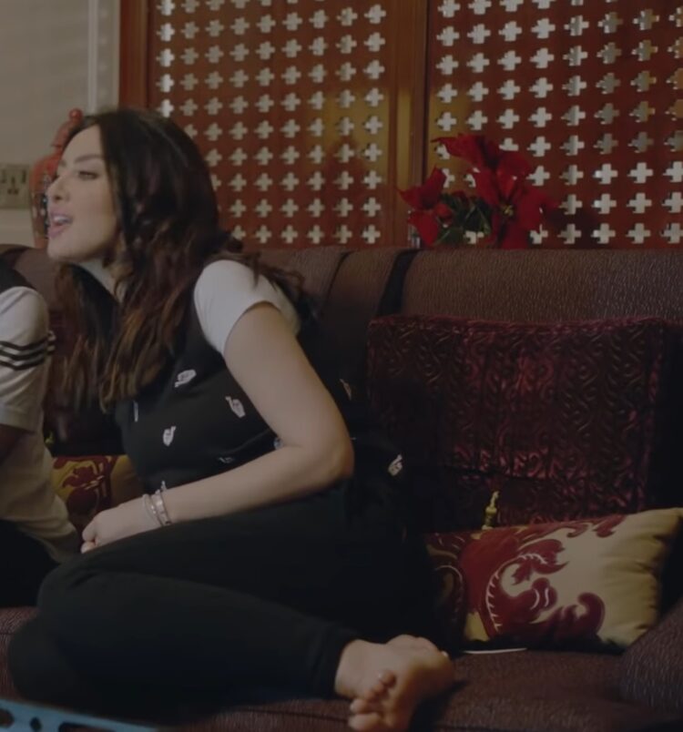 mayssa maghrebi feet