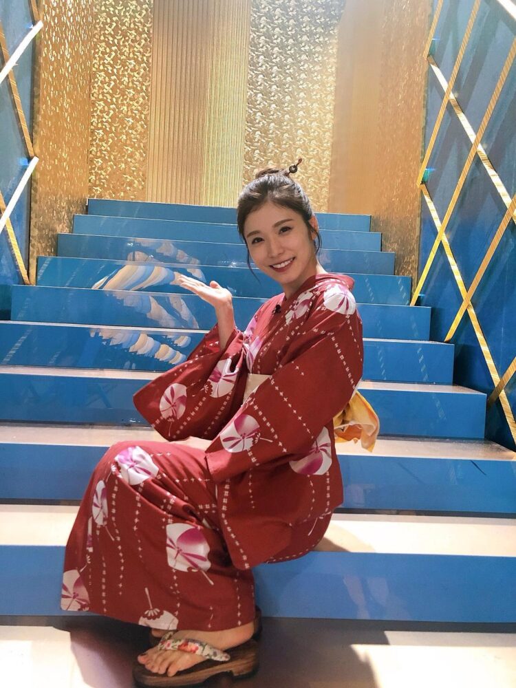 mayu matsuoka feet 3