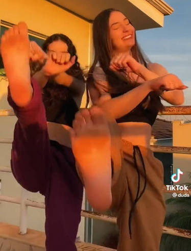 mc branquinha feet 2