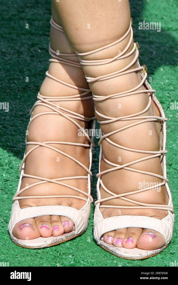 mckayla cole feet 3