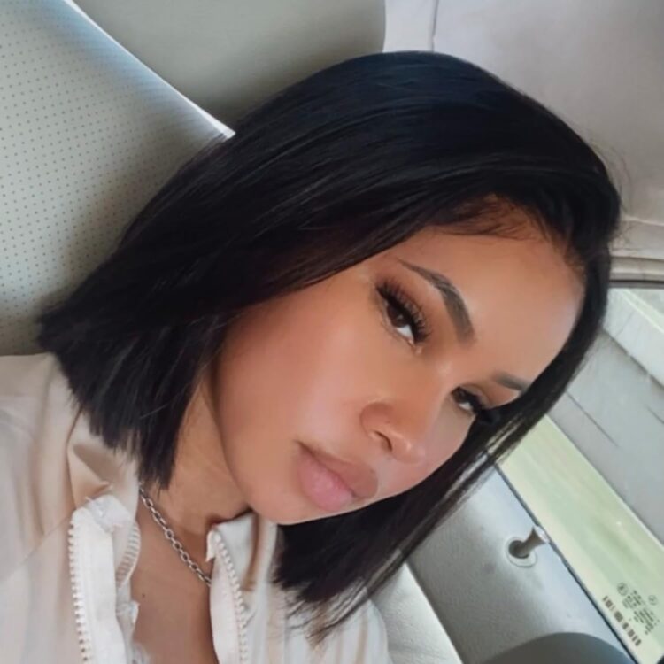 mckenna walker feet 5