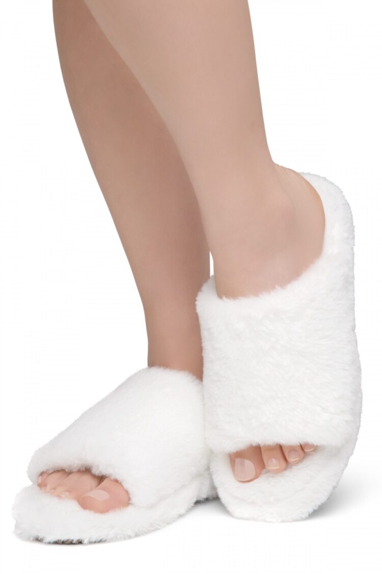 mckenna white feet 1 scaled