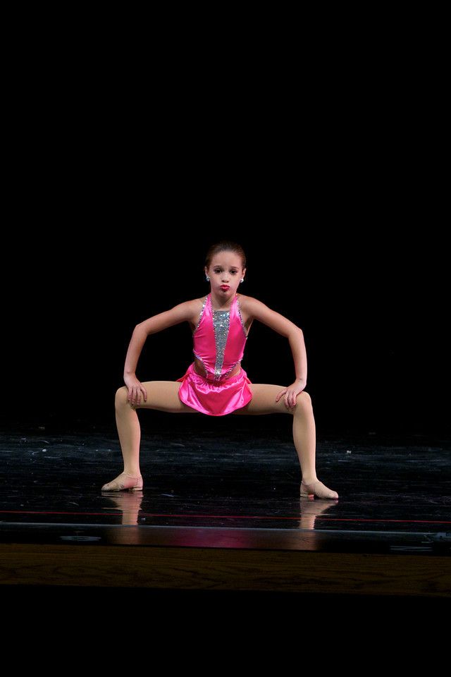 mckenzie mack feet 6