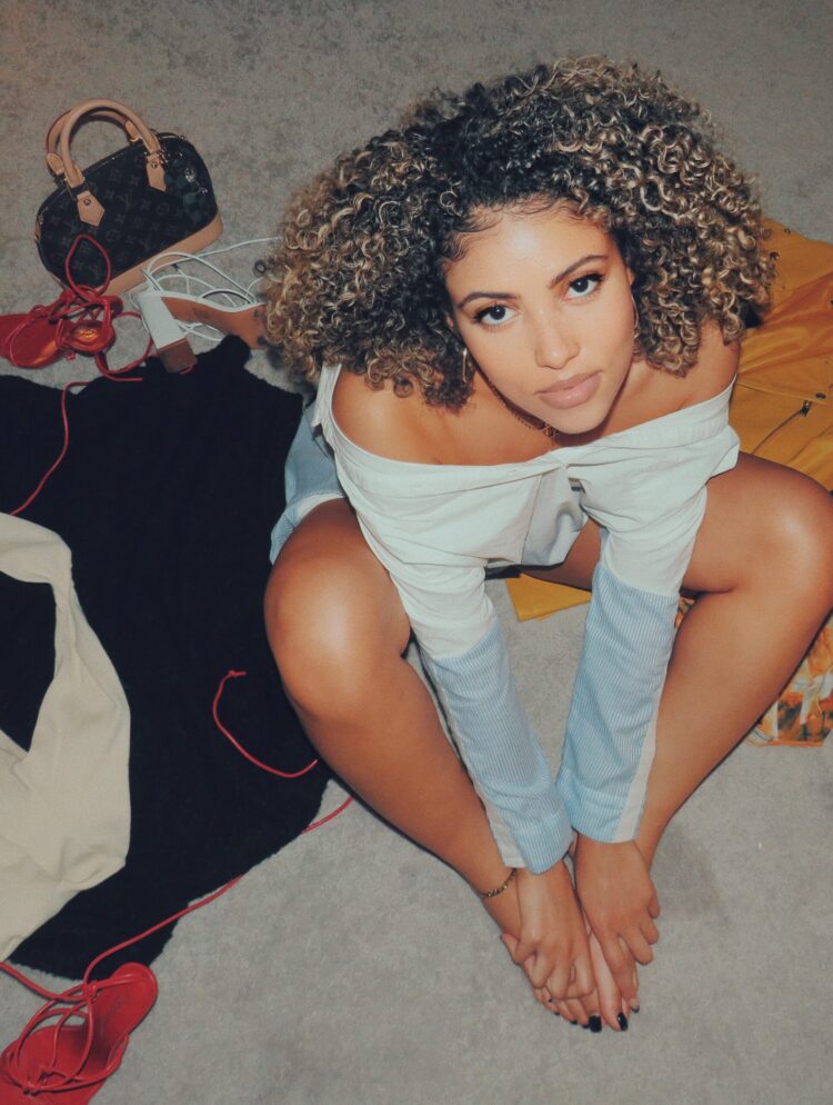 mckenzie small feet 2 scaled