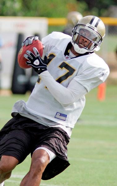 mclaine meachem feet 2