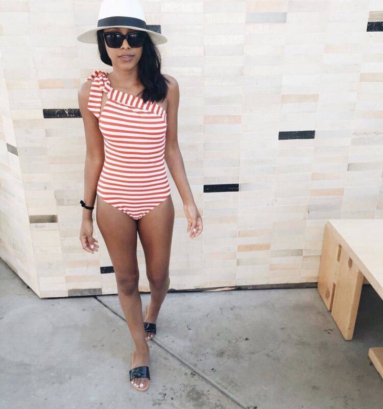 meagan holder feet 3