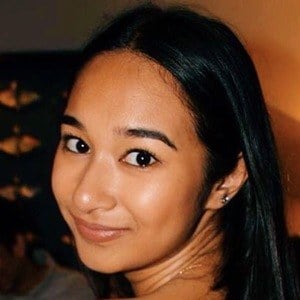 meera alyanna mukhriz feet 4