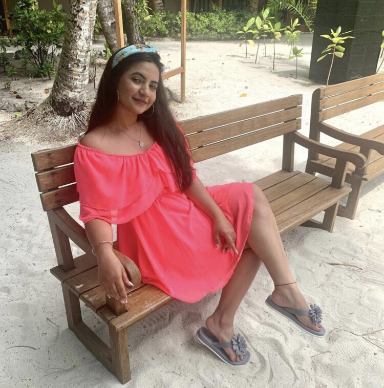 meera deosthale feet 3