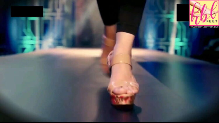 meesha shafi feet