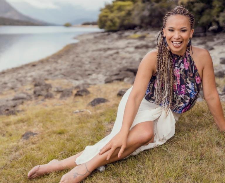 megan alatini feet 1