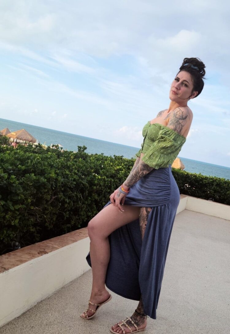 megan anderson feet 5