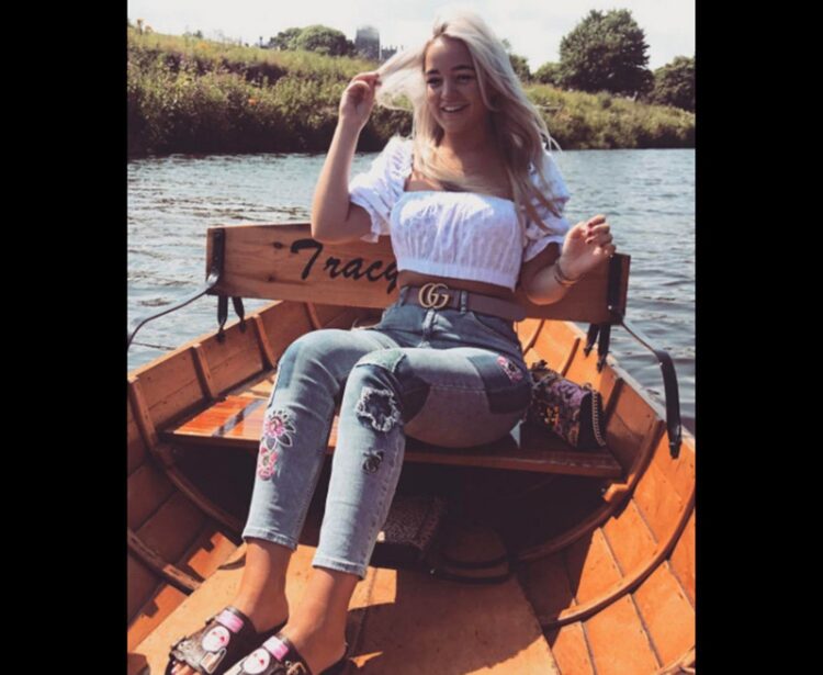 megan davison feet 3