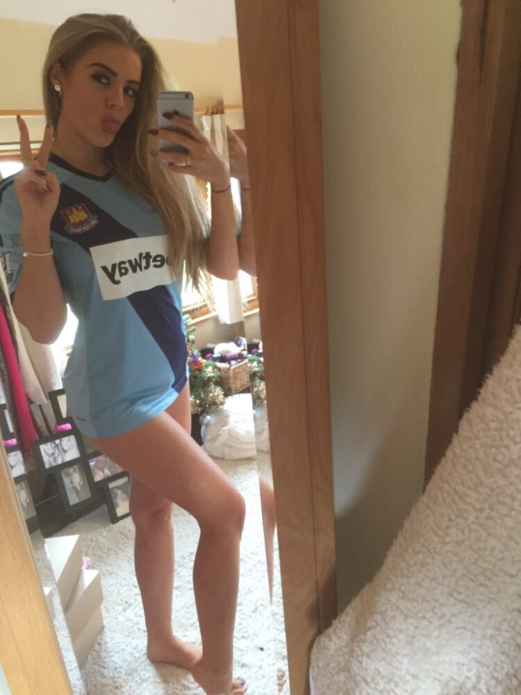 megan jade mae clark feet