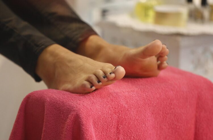 megan mckenna feet 2 scaled