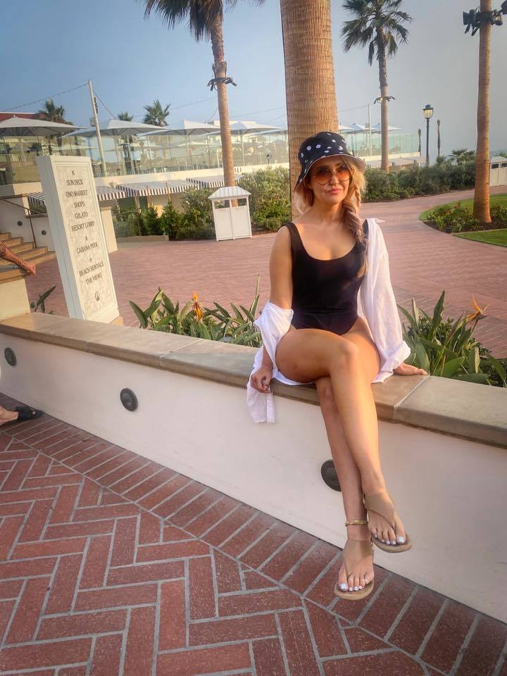 meghan linsey feet 1