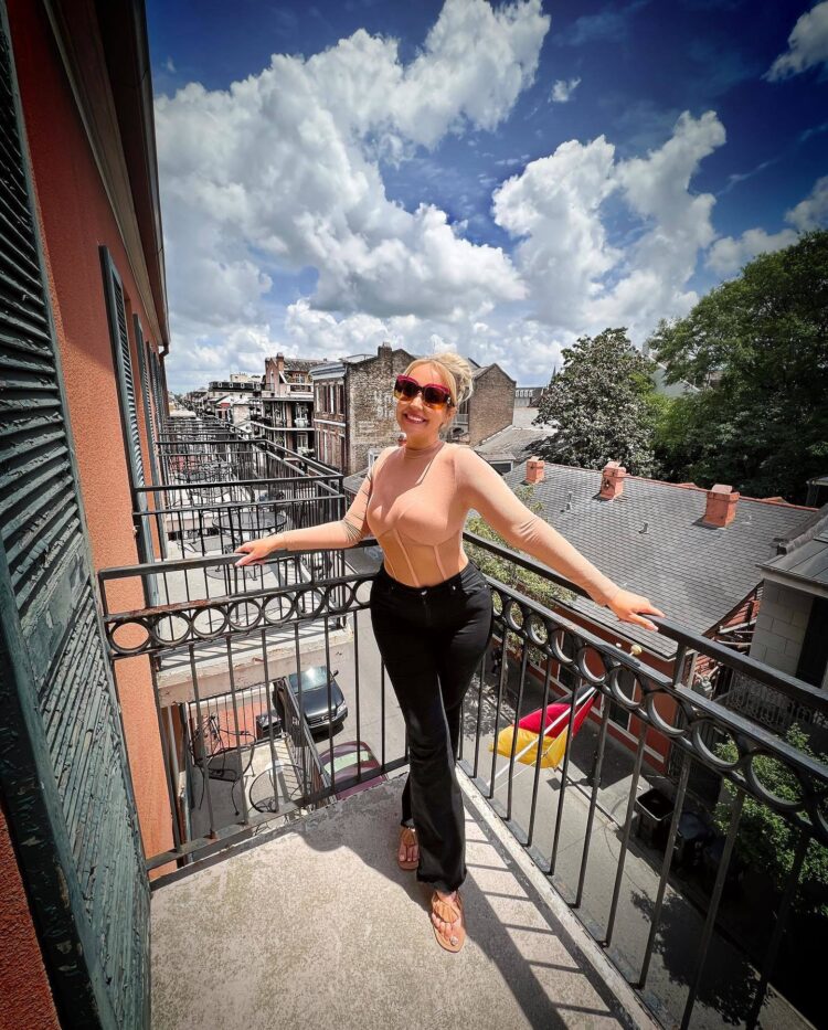 meghan linsey feet 4