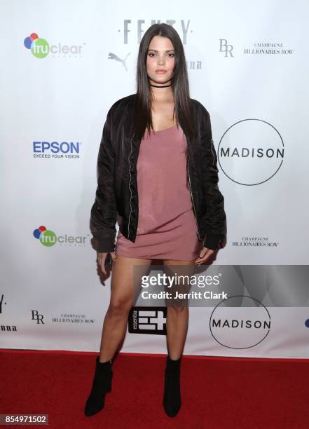 meghan wiggins feet 3