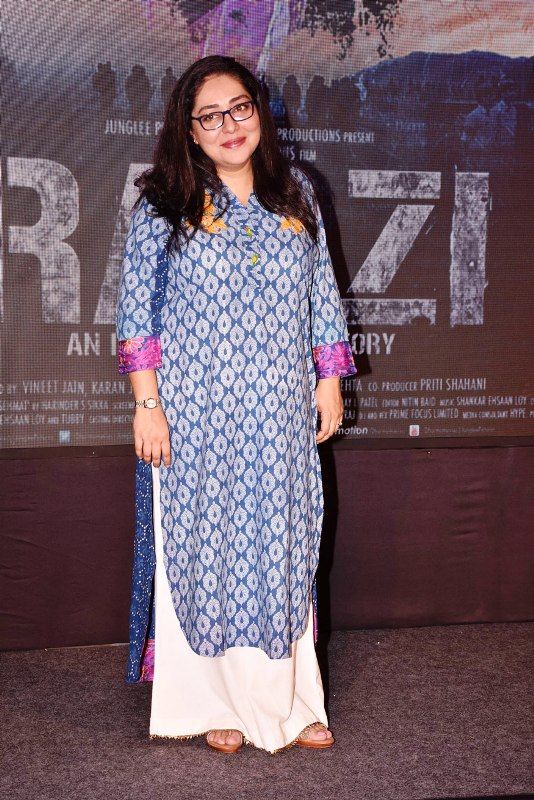 meghna gulzar feet 6