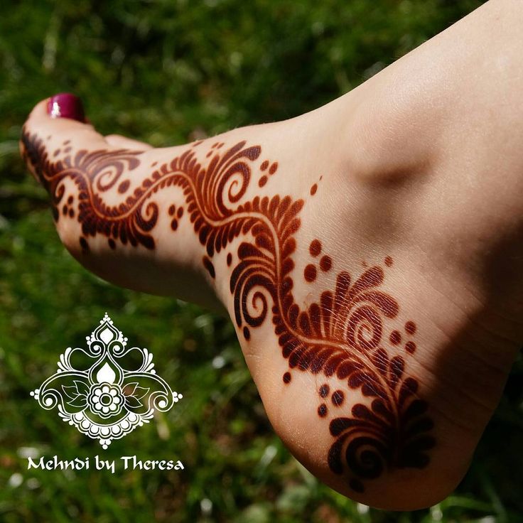 mehndi by theresa feet 4