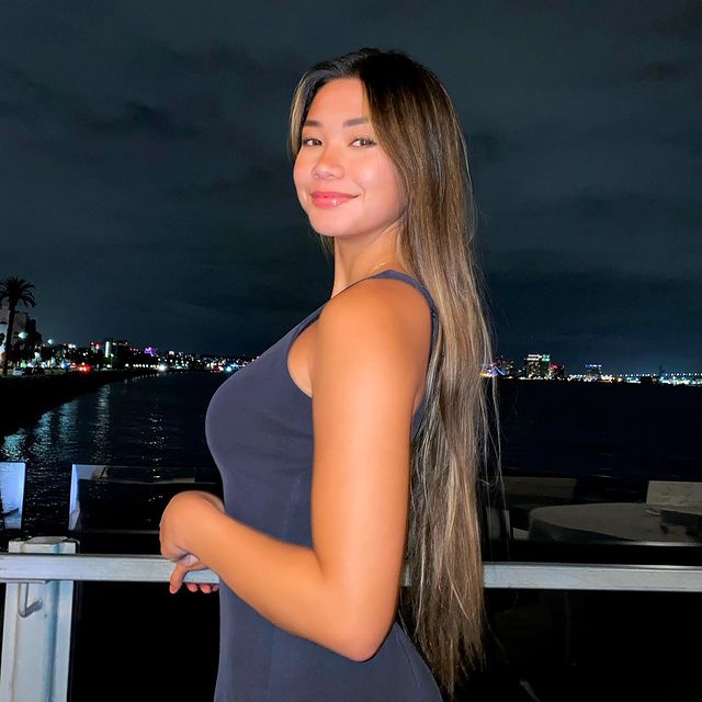 meilani parks feet 3