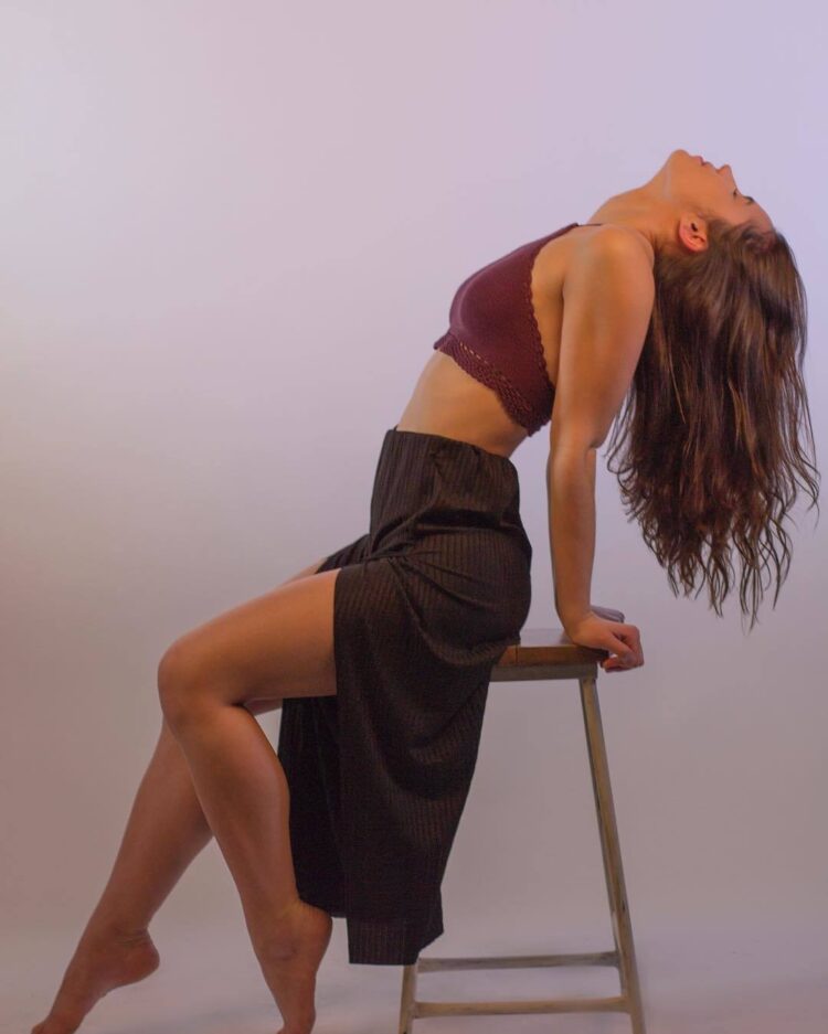 meily arrieta feet 1