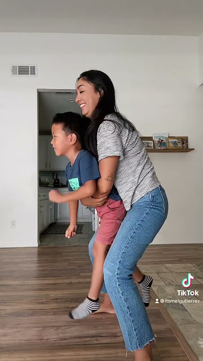 mel gutierrez feet 2