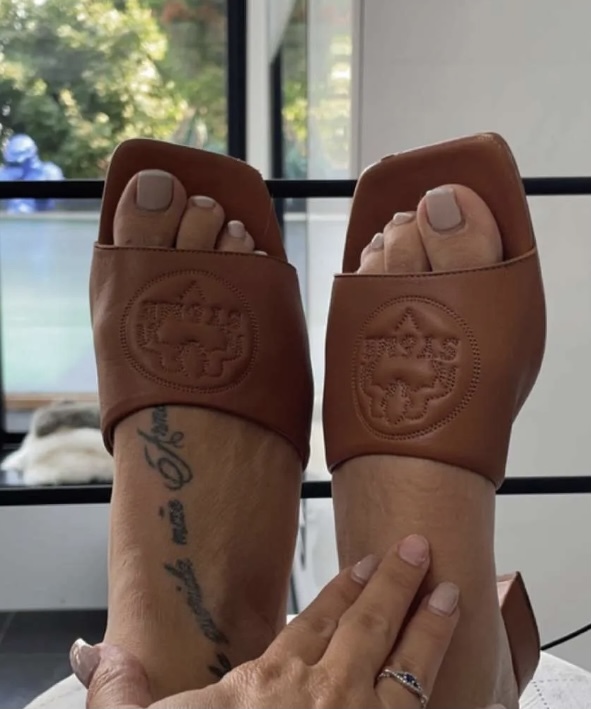 melanie da cruz feet 3