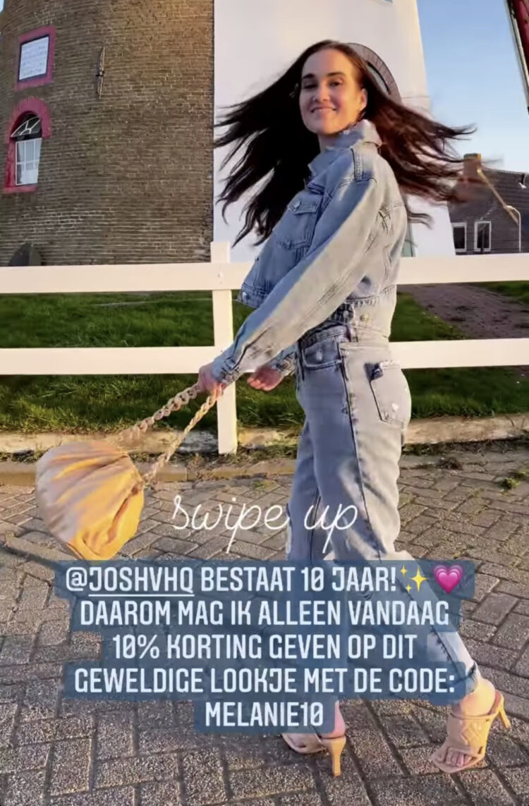 melanie latooy feet 3