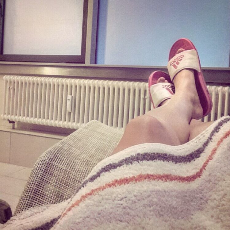 melanie leupolz feet 2