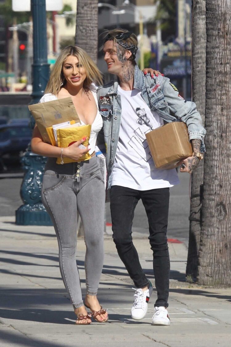 melanie martin feet 2