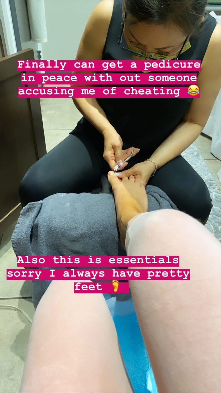 melanie martin feet 4