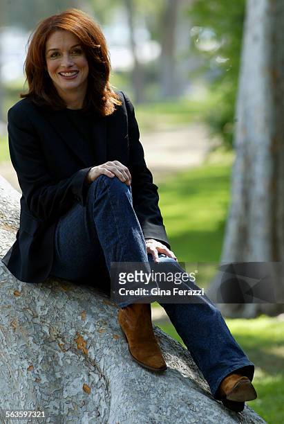 melanie mayron feet 5