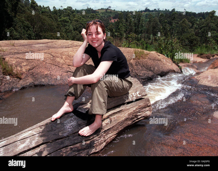 melanie pullen feet 1