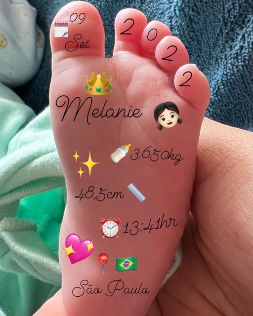 melanie santos feet 4