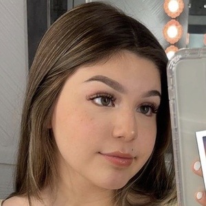 meleni luviano feet 1