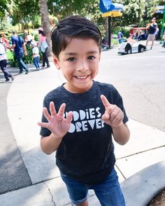 melina datugan feet 6