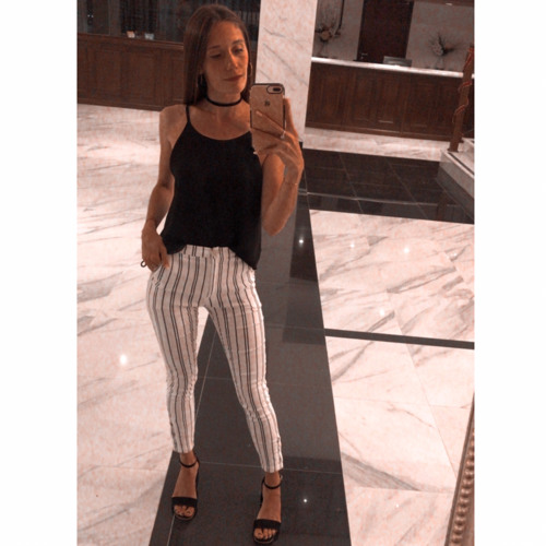 melina rodriguez feet 2